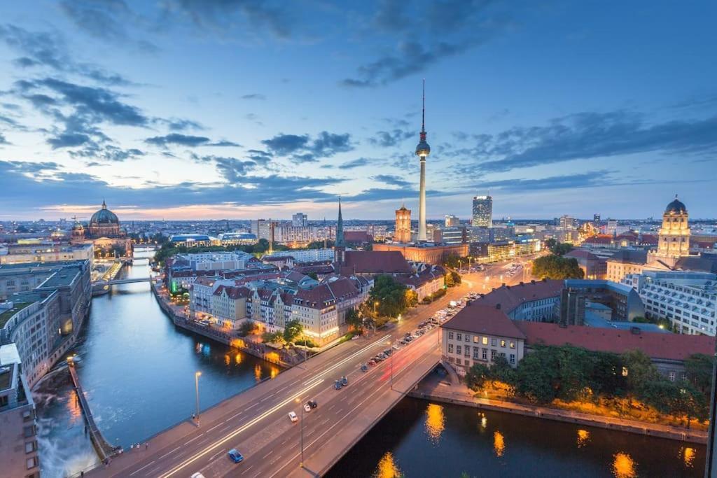 33 M Schoenhauser Allee Appartement *