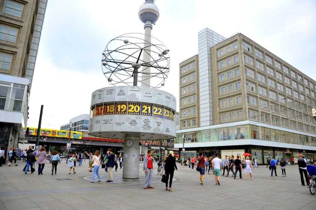 33 M Schoenhauser Allee Appartement Berlijn