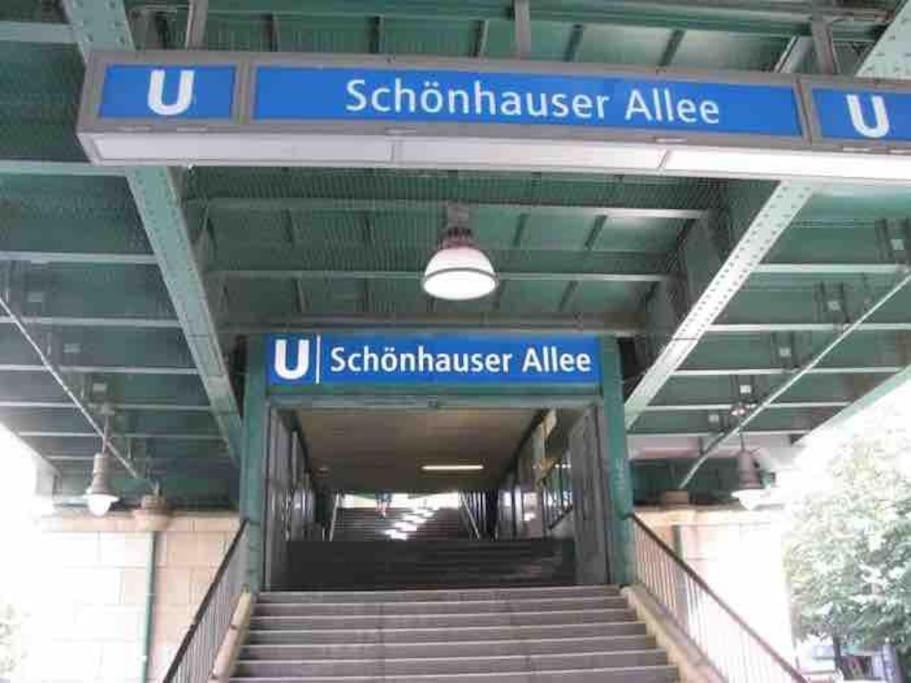 33 M Schoenhauser Allee